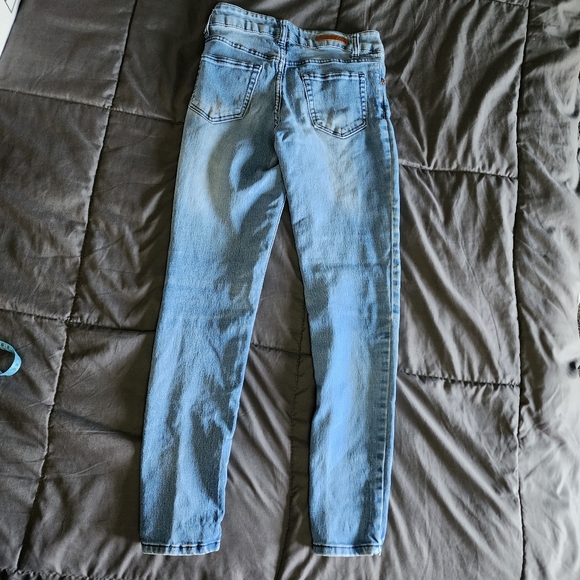 Dollhouse "Charley" Jeans - Picture 2 of 3
